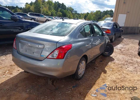 2012 Nissan Versa 1.6 Sv z USA, uszkodzony, nr VIN 3N1CN7AP1CL811531